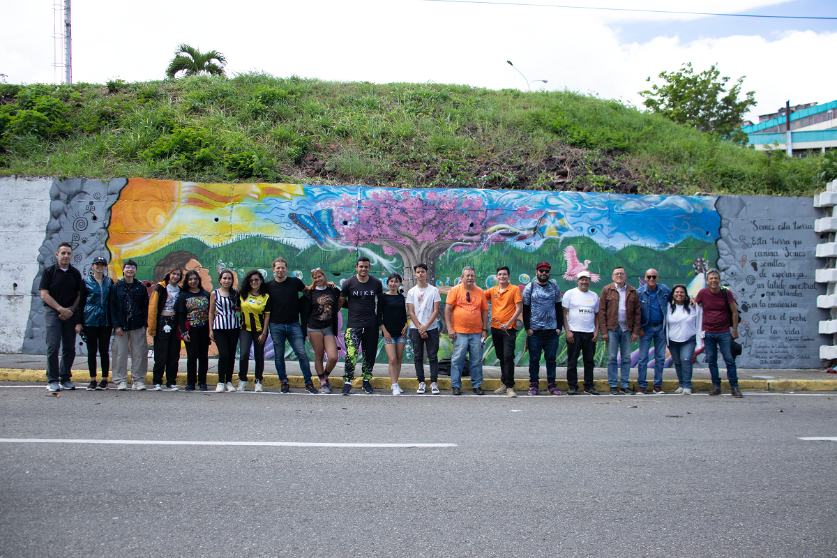 La Paz y la Biodiversidad cobraron vida en un mural colectivo en San Cristóbal