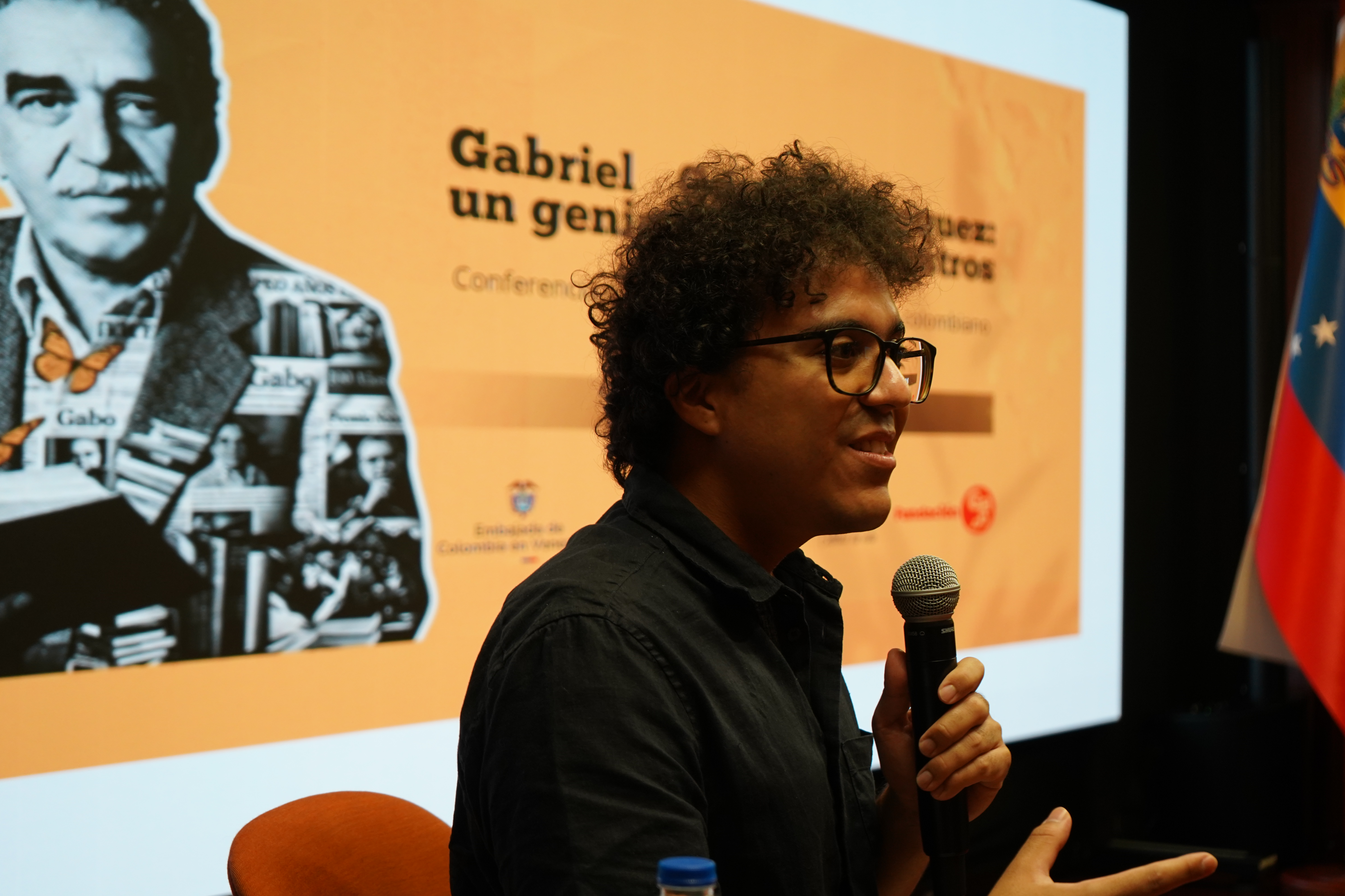 Orlando Oliveros, escritor y periodista.