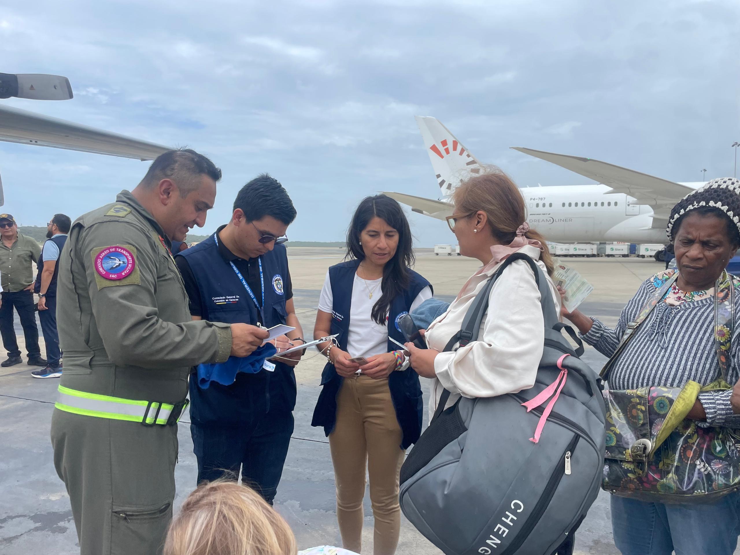 Respuesta inmediata de la Cancillería: operación humanitaria garantiza el retorno seguro de colombianos desde Venezuela