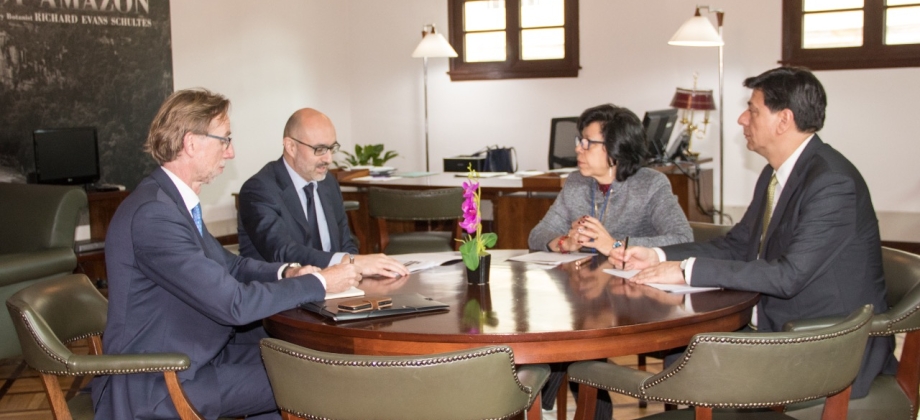 La Vicecanciller Luz Stella Jara y el Director General Adjunto para América Latina de la Unión Europea, Hugo Sobral, dialogaron sobre la crisis en Venezuela y temas de la agenda bilateral